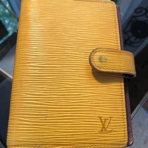 AUTH Louis Vuitton Epi Agenda Planner